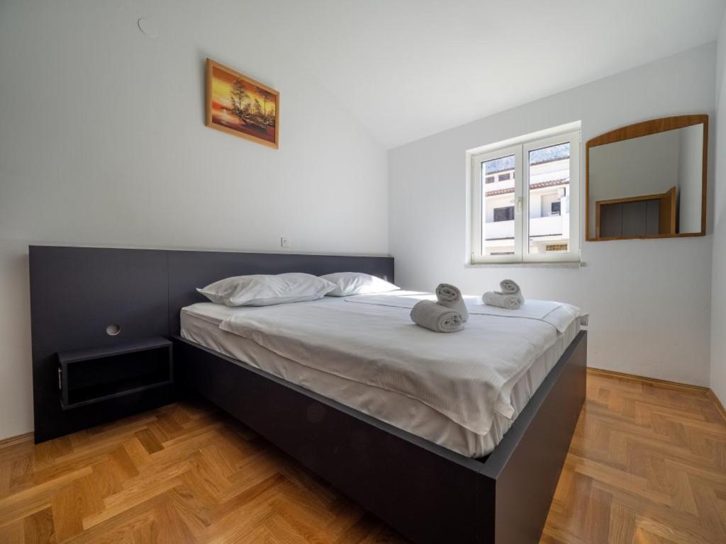 One & Two Apartman